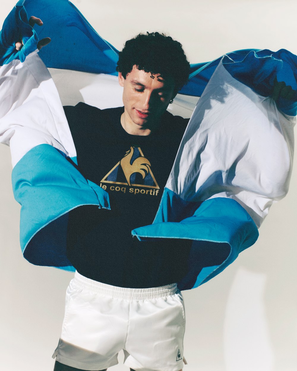 La herencia estética de Maradona inspira a Le Coq Sportif