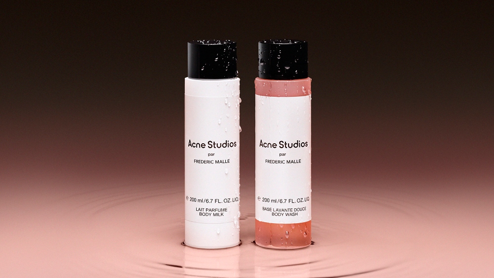 Una ducha perfumada por Acne Studios y Frédéric Malle