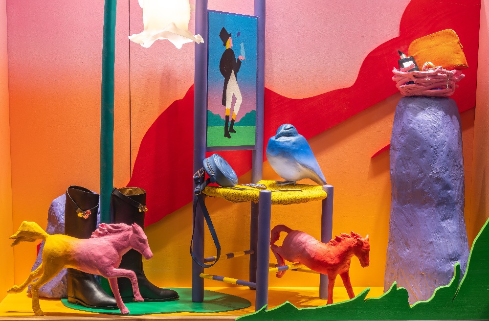 María Medem decora la tienda de Hermès con su Andalucía