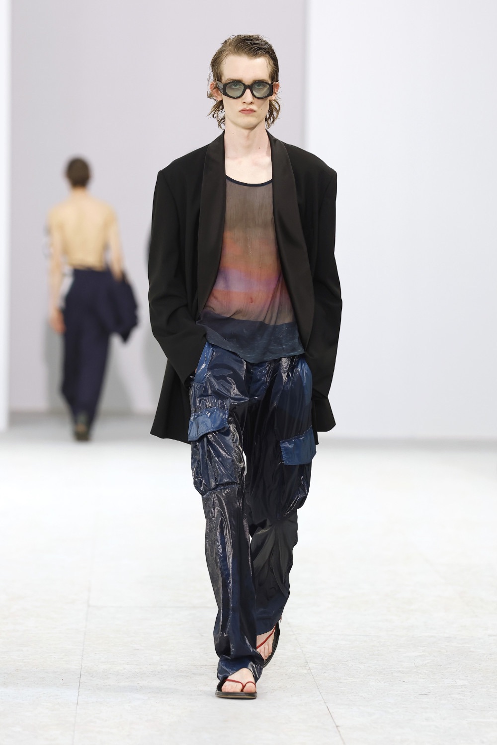 Dries Van Noten trae sensualidad bucólica para SS27