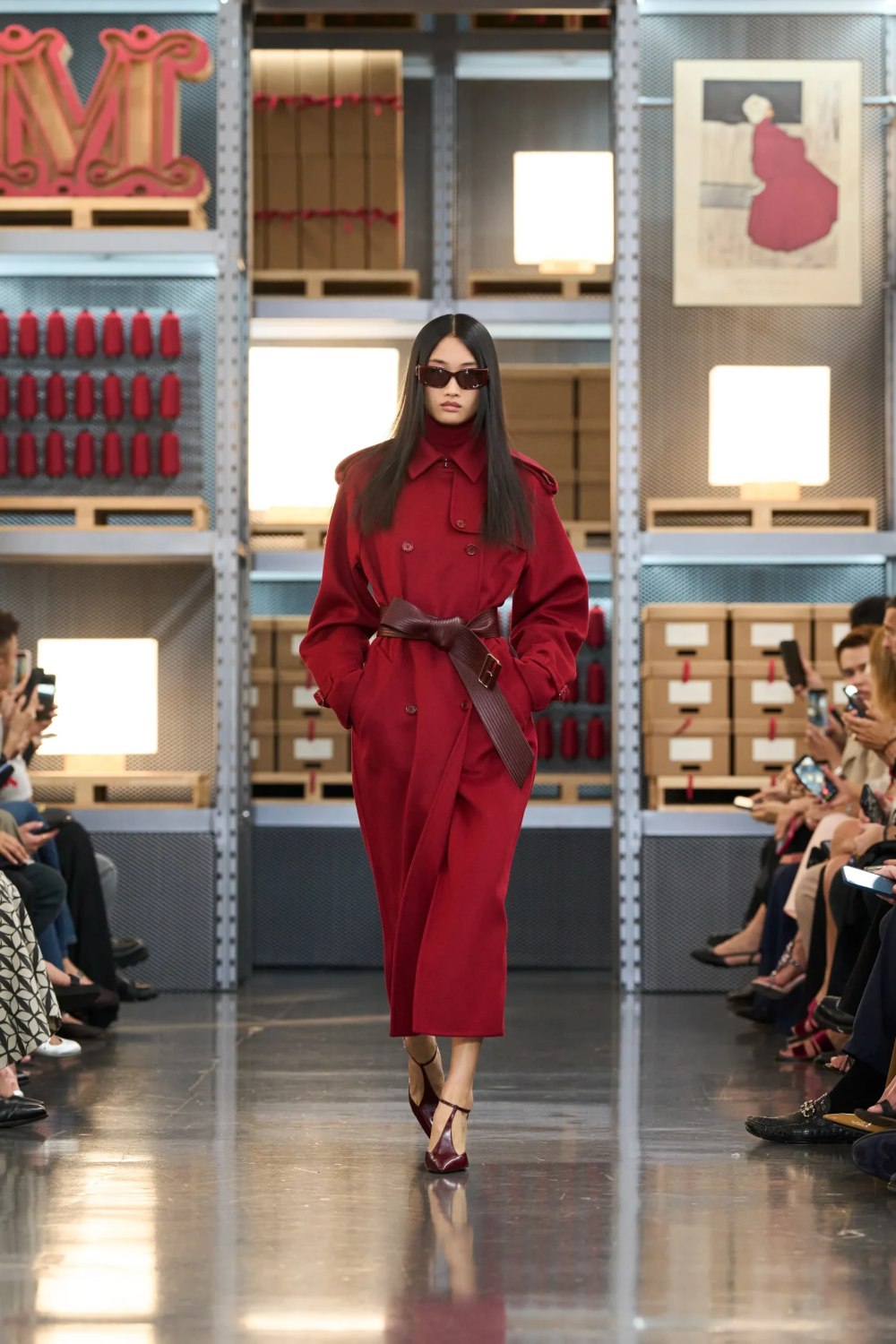 Max Mara lanza su nuevo aroma con Florence Pugh como imagen