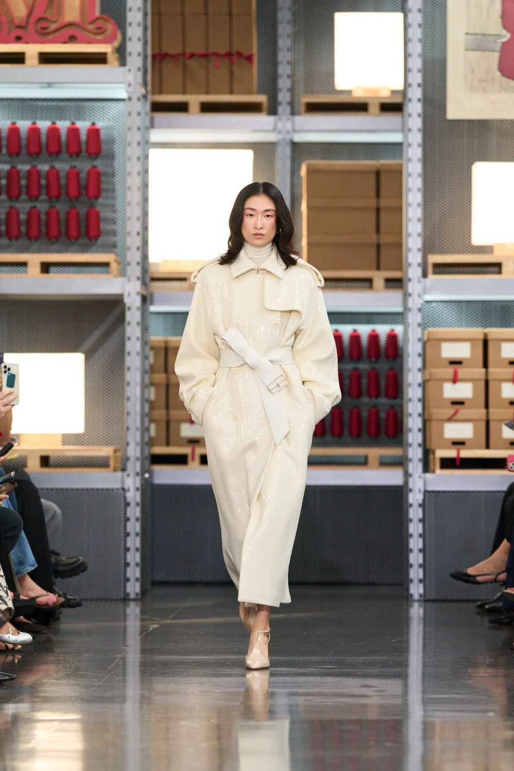 Max Mara lanza su nuevo aroma con Florence Pugh como imagen