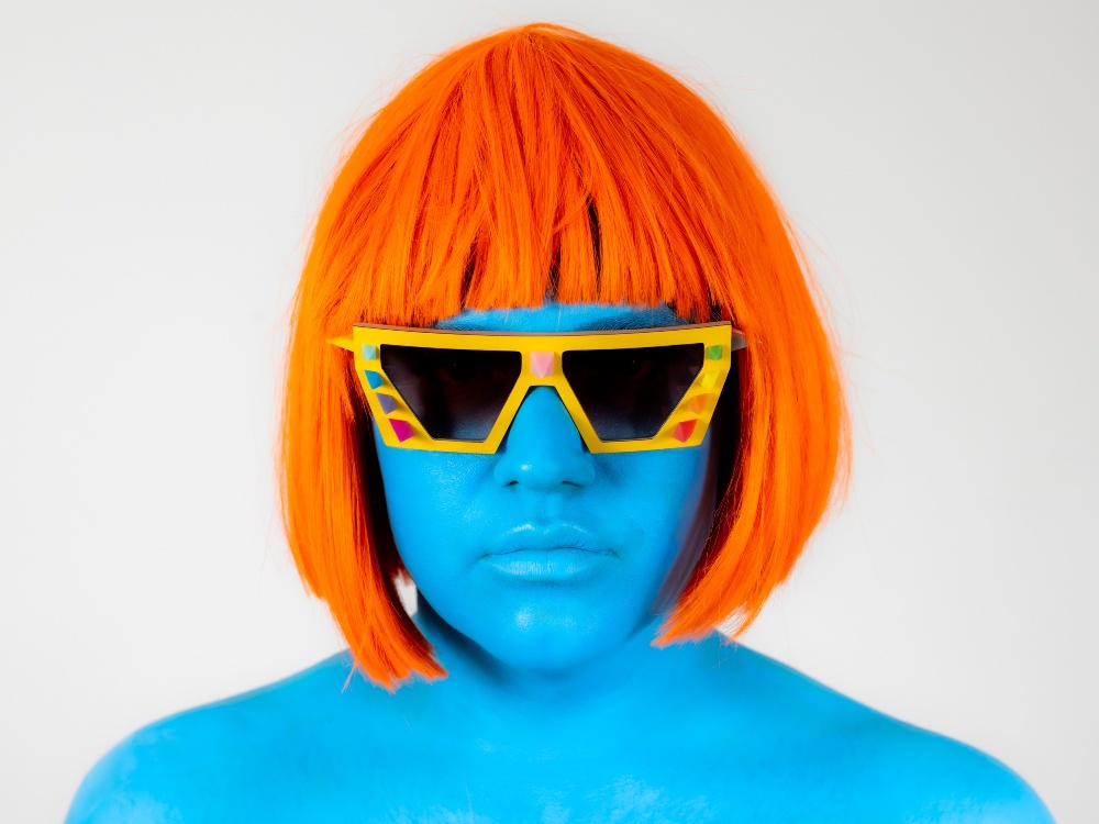 El surrealismo de Okuda llega a las gafas eco de Nina Mûr