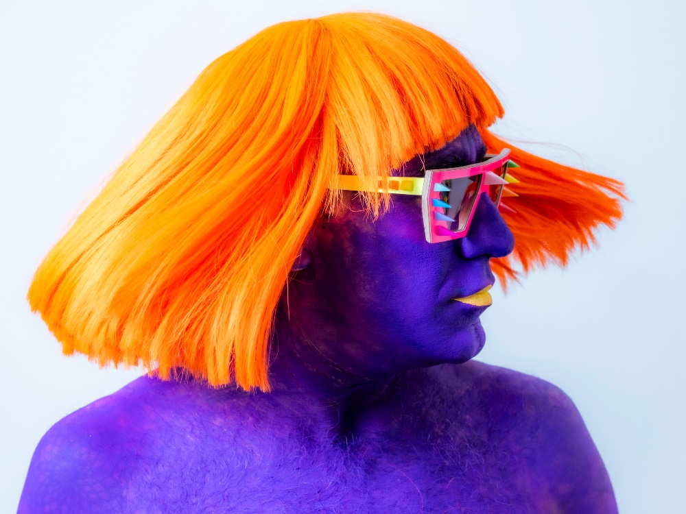 El surrealismo de Okuda llega a las gafas eco de Nina Mûr