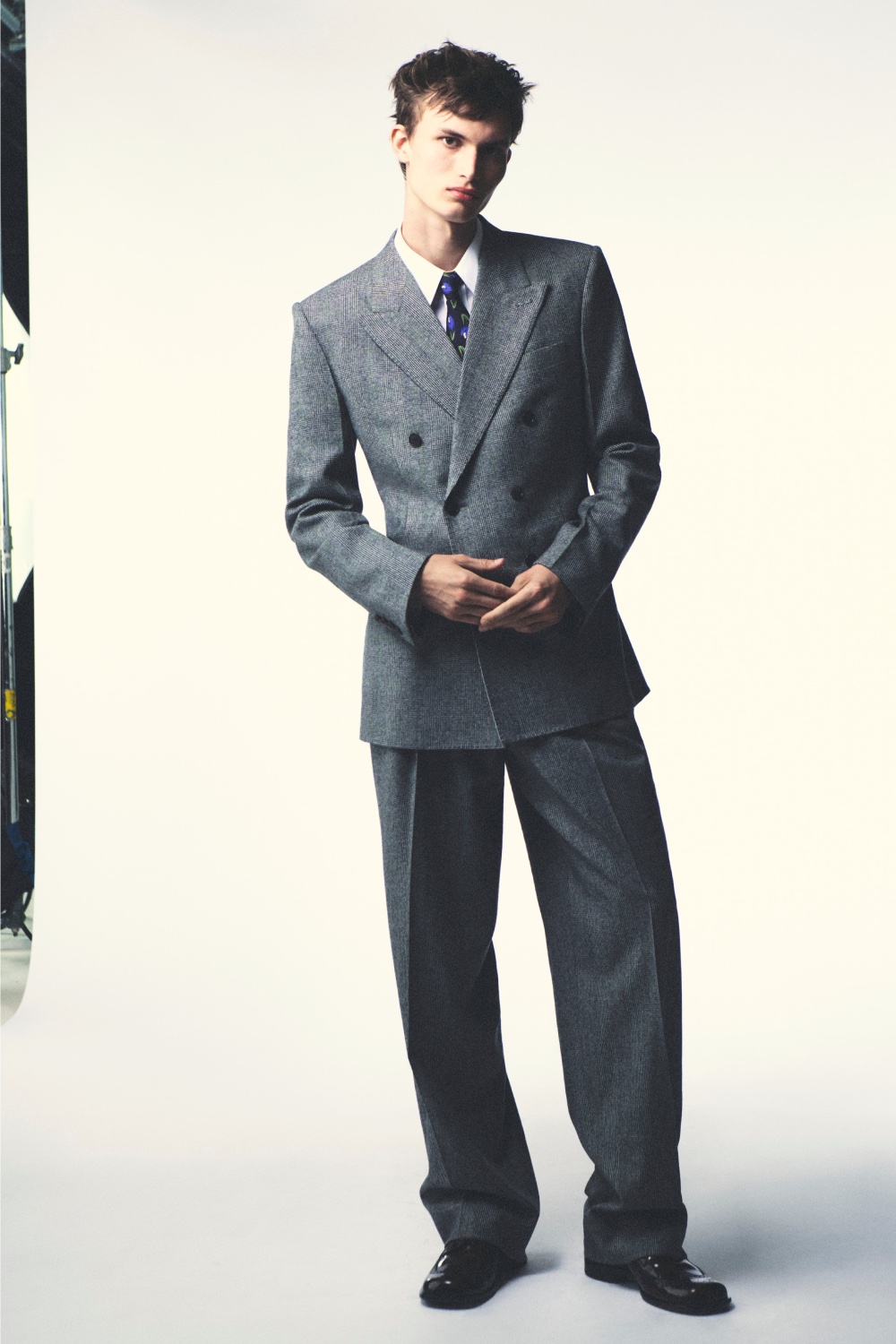 Sarah Burton reconcilia el pasado de Givenchy para Men SS27