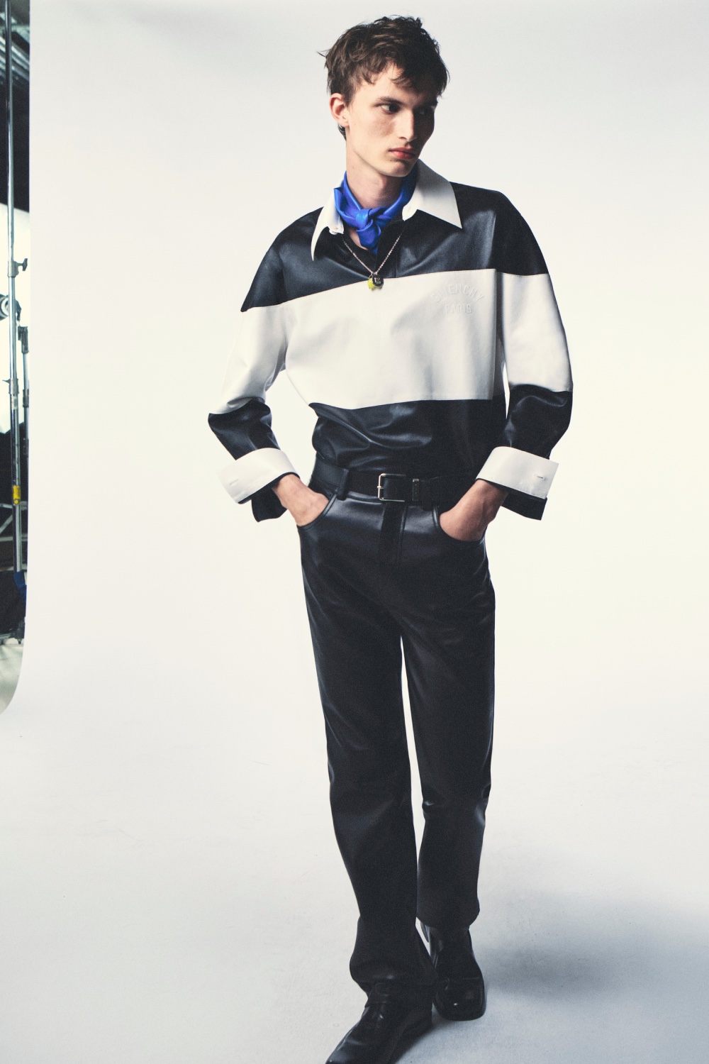 Sarah Burton reconcilia el pasado de Givenchy para Men SS27