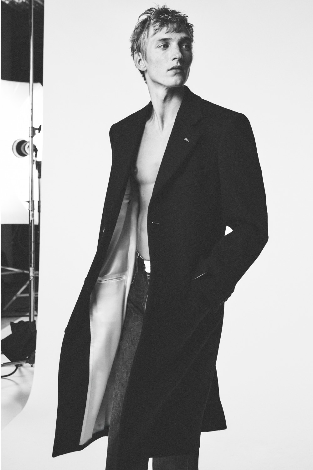 Sarah Burton reconcilia el pasado de Givenchy para Men SS27