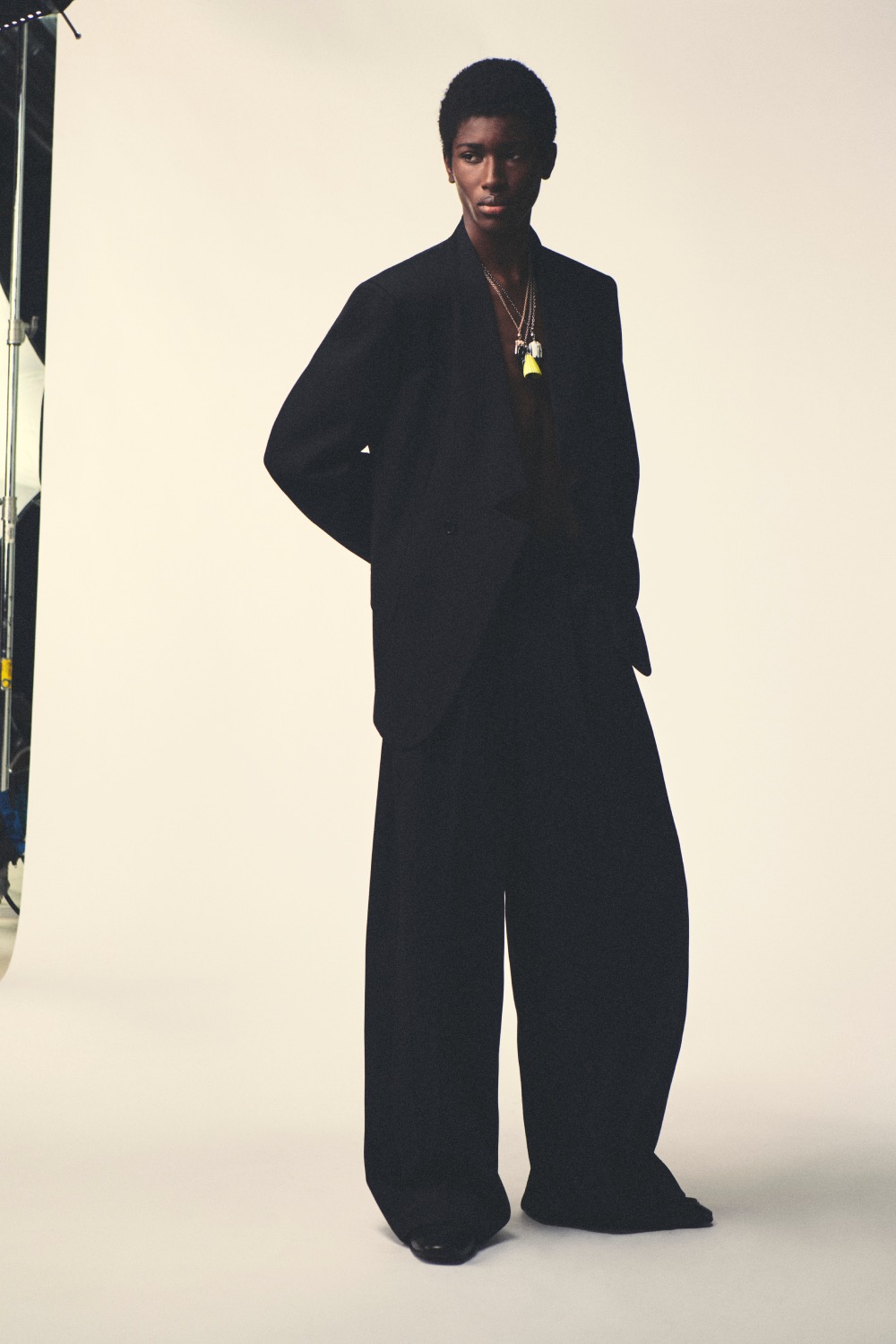 Sarah Burton reconcilia el pasado de Givenchy para Men SS27