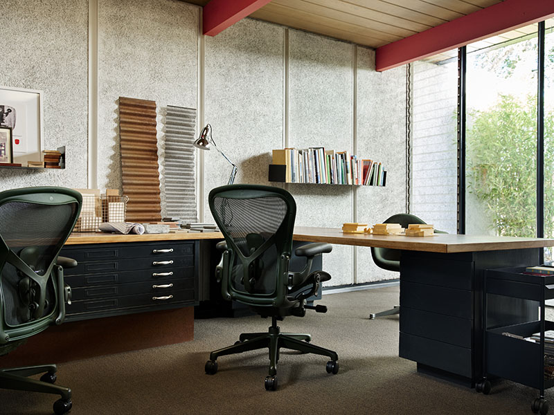 Herman Miller eleva el confort de la silla de oficina Aeron