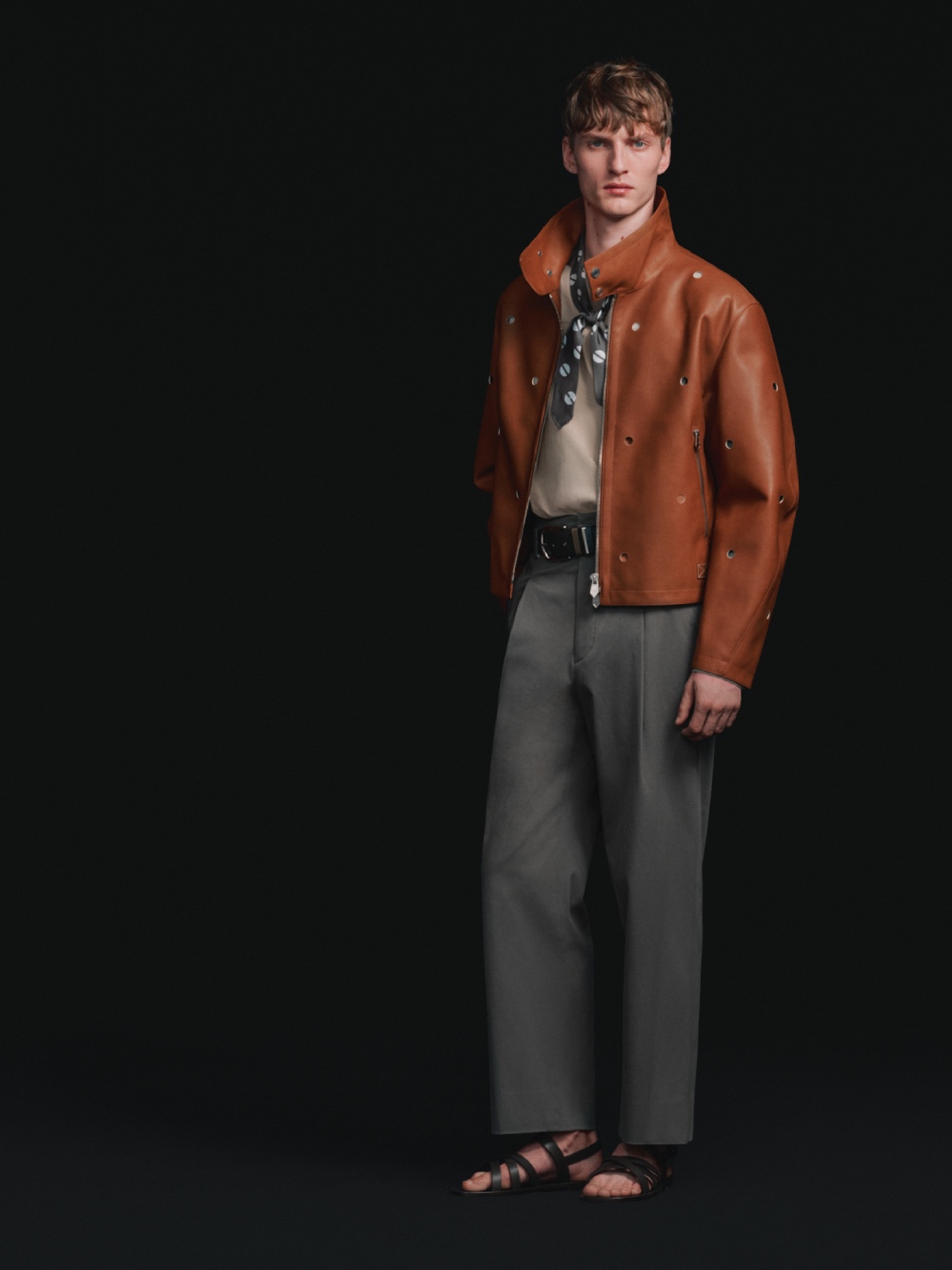Hermès transiciona entre Nichanian y Wales Bonner con SS27