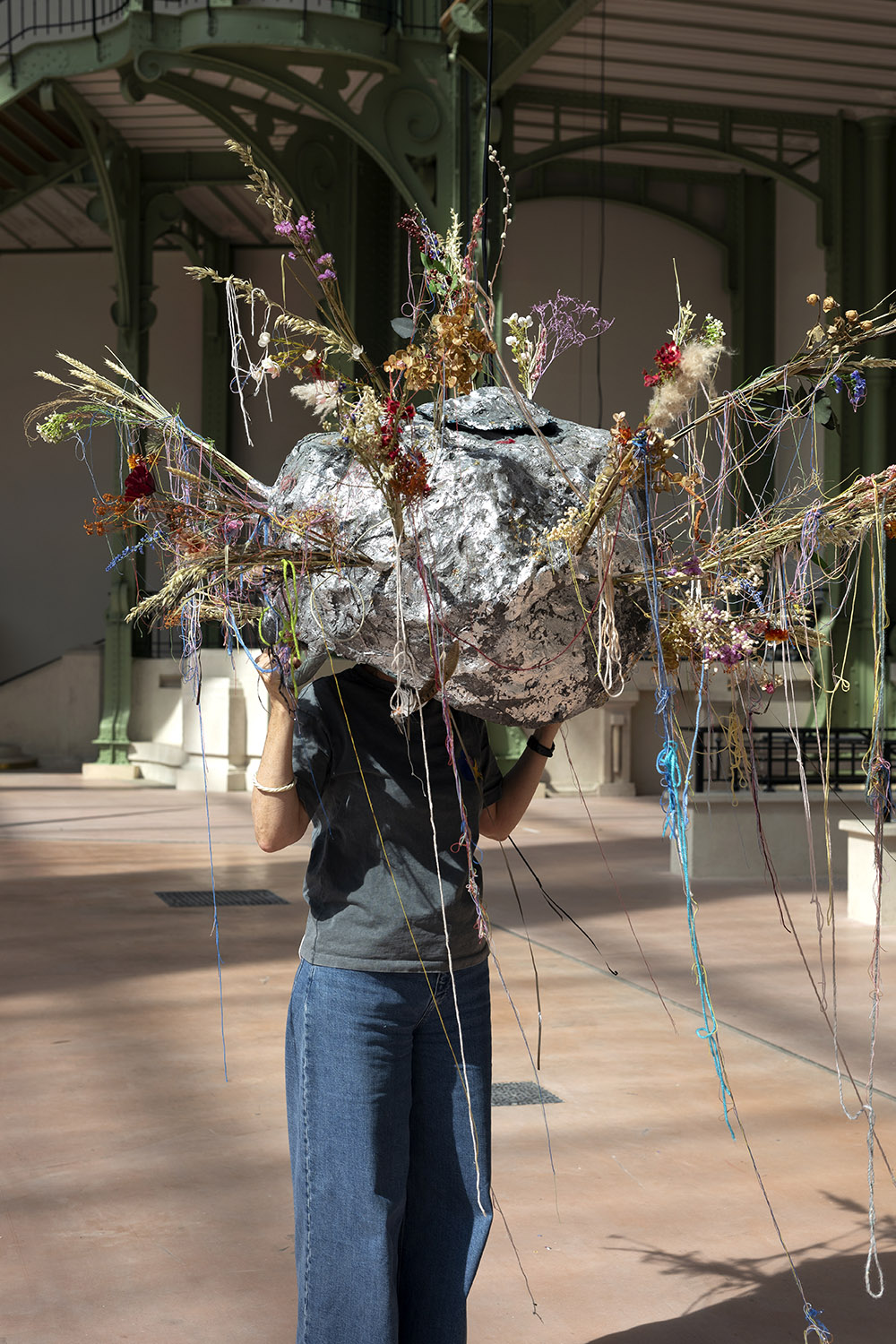 El universo cuántico de Laure Prouvost en el Grand Palais