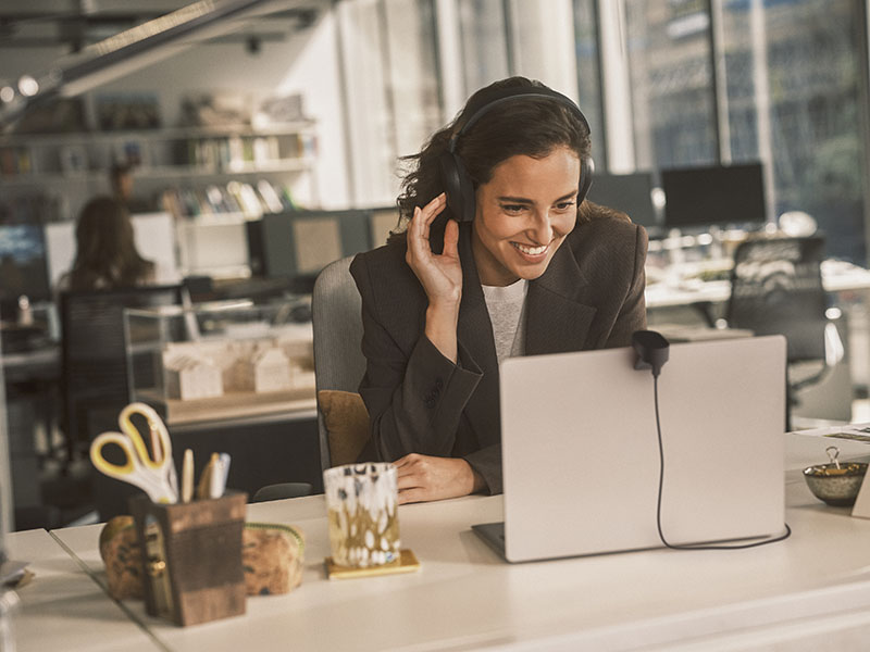Jabra Evolve3: auriculares para todo el caos de la oficina