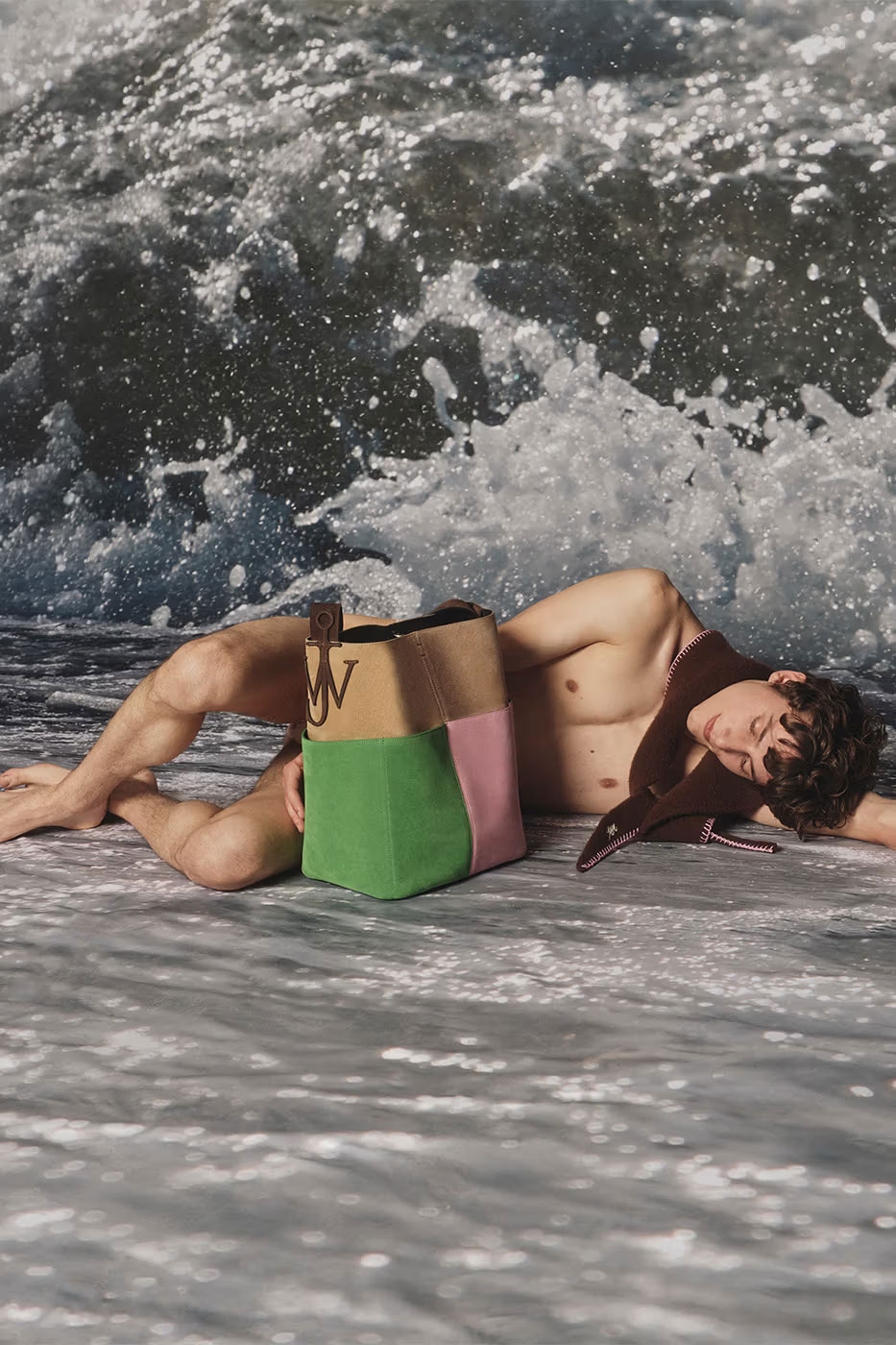 JW Anderson SS 2027: El arte de la ardilla chic