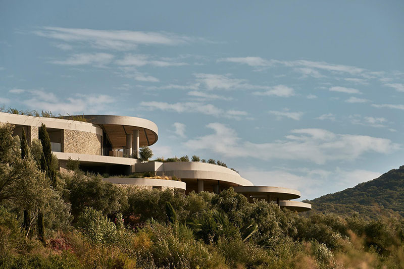 Mandarin Oriental, Costa Navarino: el lujo de desaparecer
