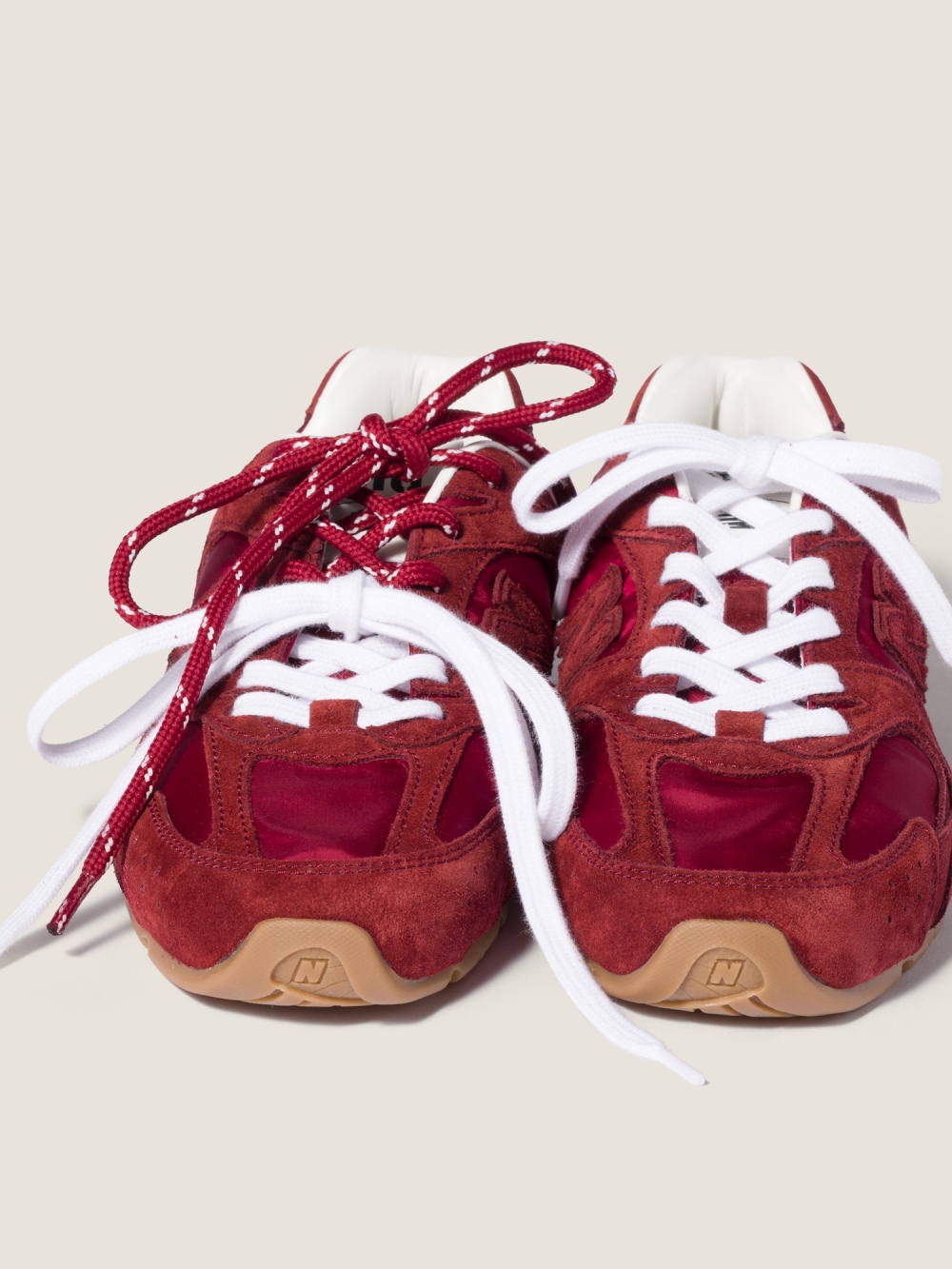 New Balance y Miu Miu estrenan nuevas 530 SL para verano