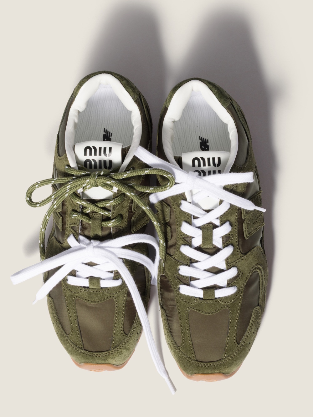 New Balance y Miu Miu estrenan nuevas 530 SL para verano