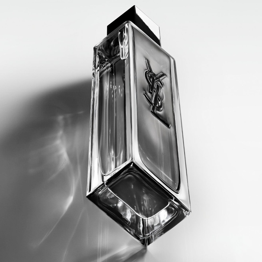YSL redefine el skin scent masculino con olor a limpio