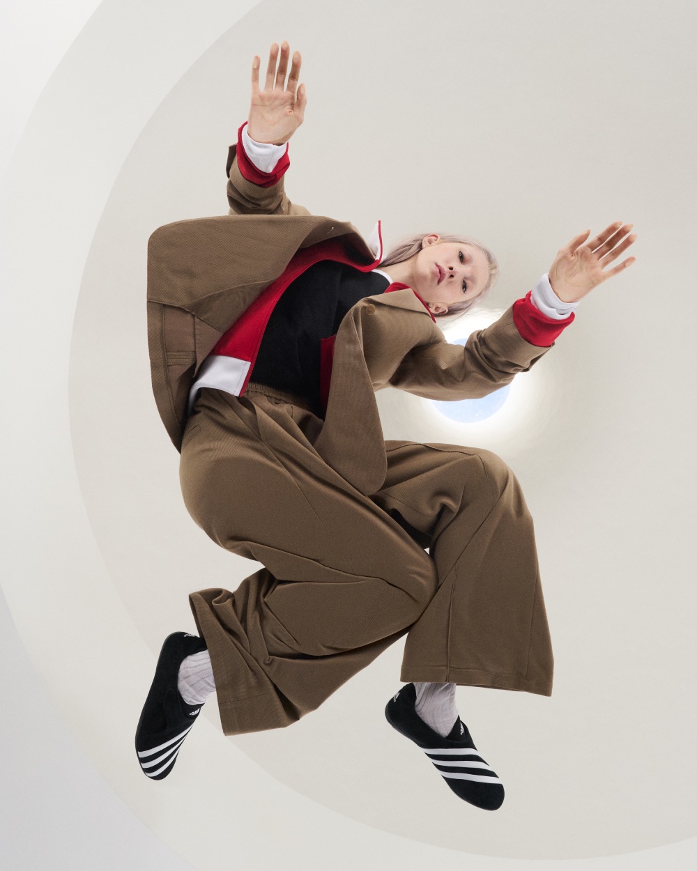 adidas y Pharrell actualizan sus zapatillas más futuristas