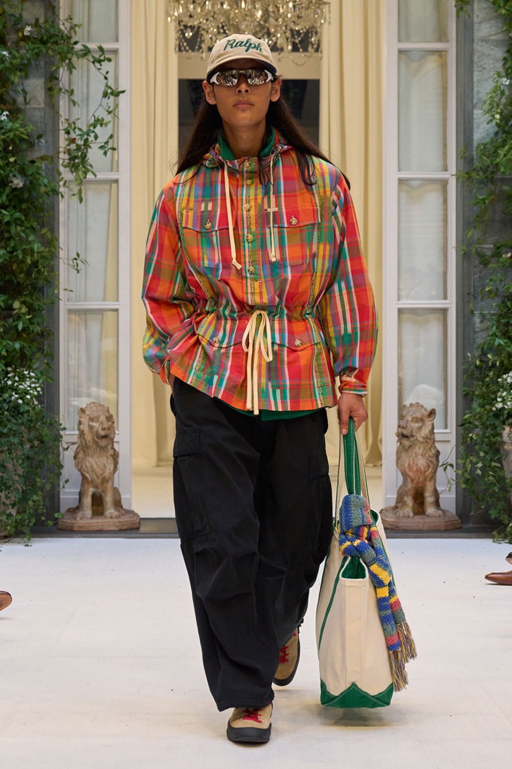 Ralph Lauren lleva de viaje al lujo americano para SS27