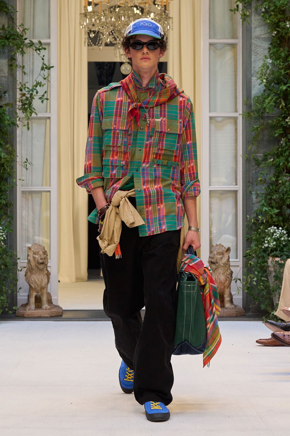 Ralph Lauren lleva de viaje al lujo americano para SS27
