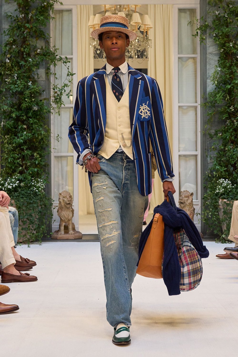 Ralph Lauren lleva de viaje al lujo americano para SS27