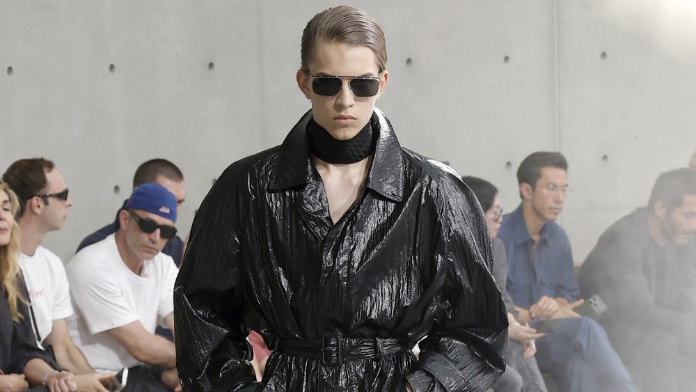Saint Laurent dice que para ser sexy, hay que ser mesurado