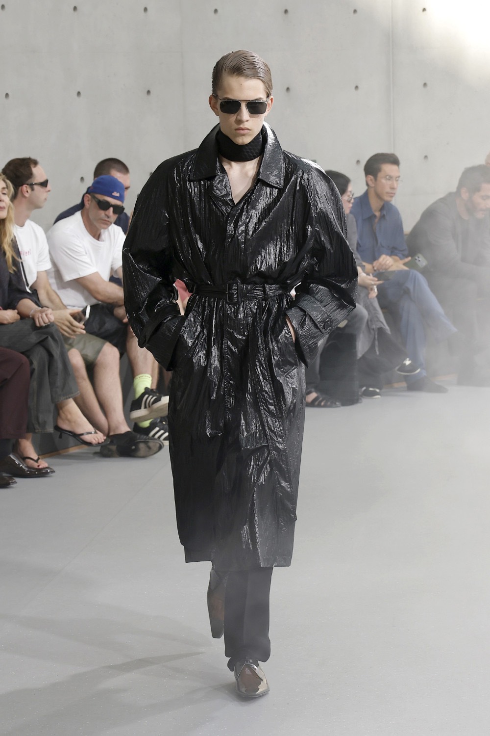 Saint Laurent dice que para ser sexy, hay que ser mesurado