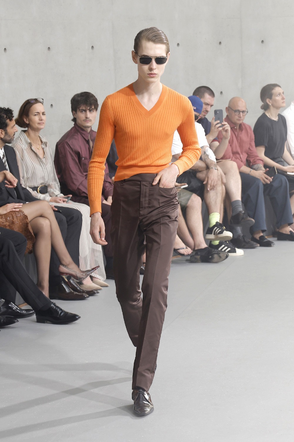 Saint Laurent dice que para ser sexy, hay que ser mesurado