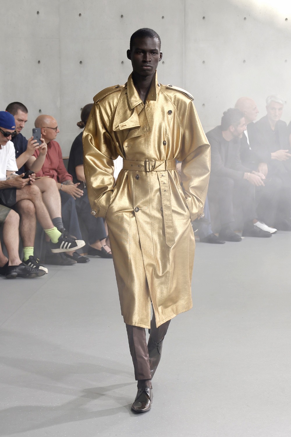 Saint Laurent dice que para ser sexy, hay que ser mesurado