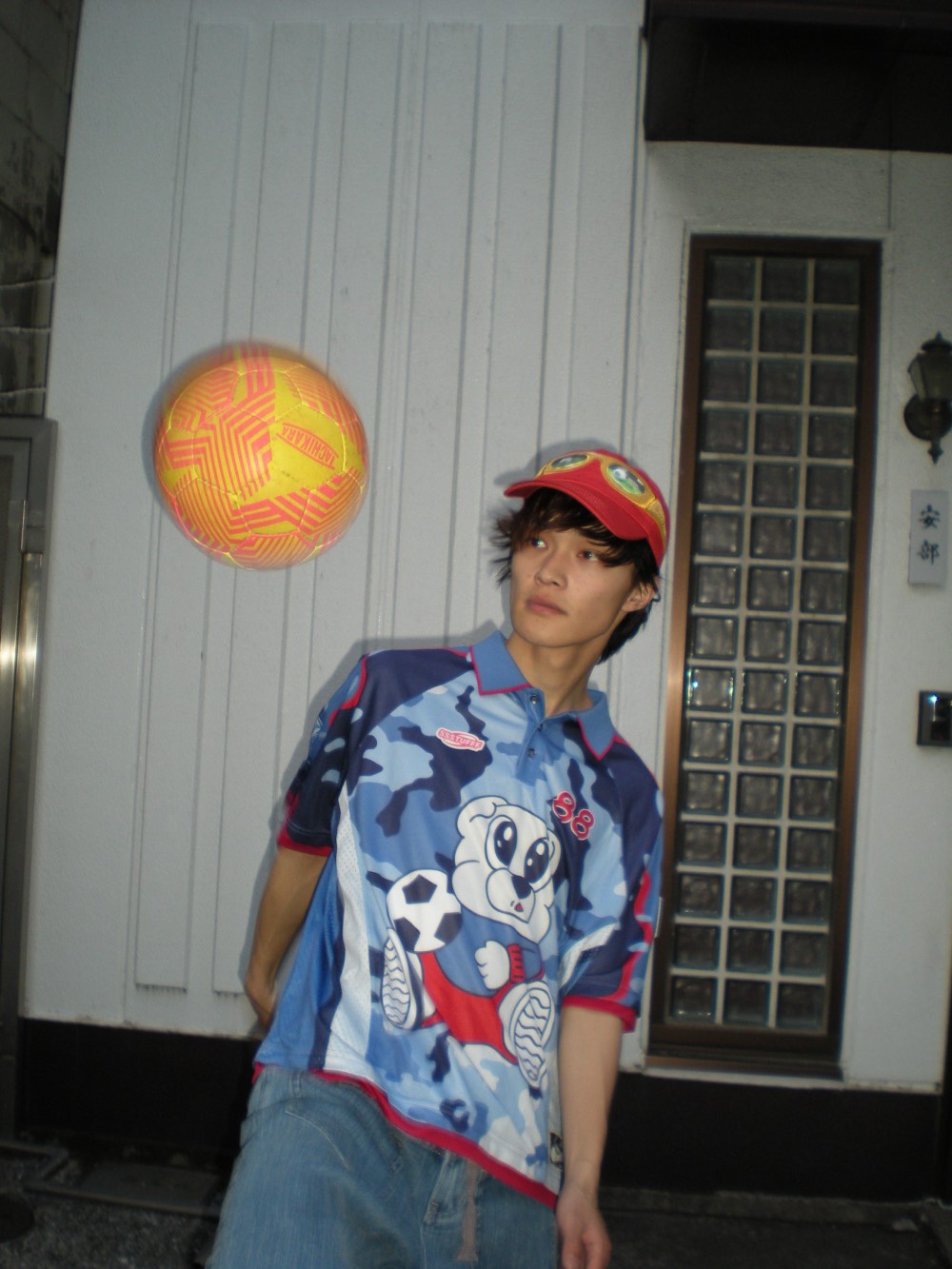 Ssstufff se burla del bloke core (y es un hit)