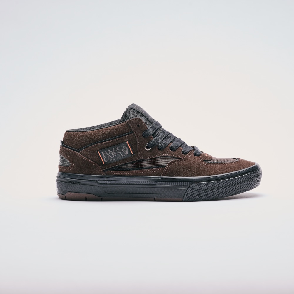 Los skaters de Vans reeditan sus zapatillas con Wafflecup