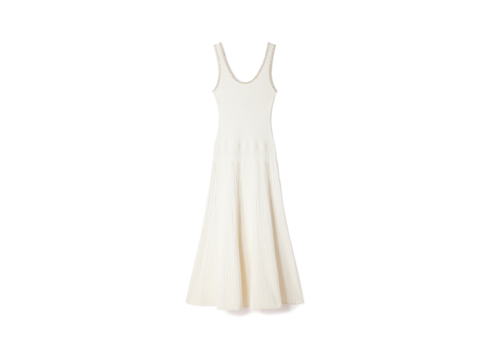 Vestidos ligeros de Sandro que llevarás de junio a octubre