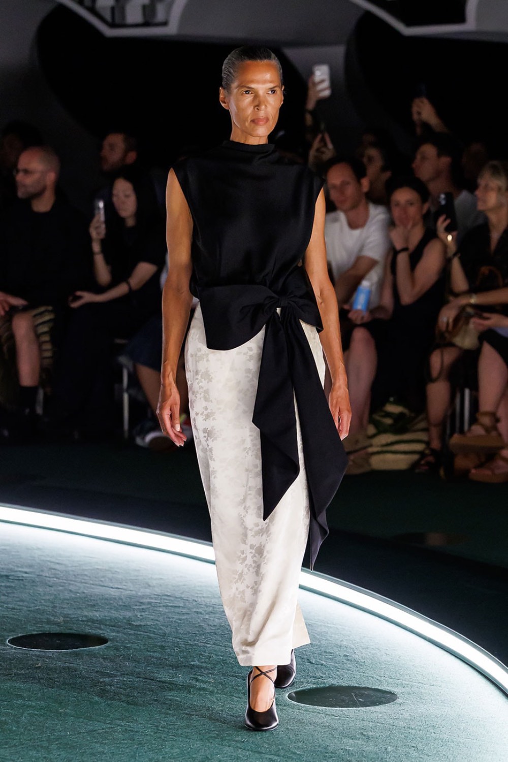 Willy Chavarria comulga con la esperanza para SS27