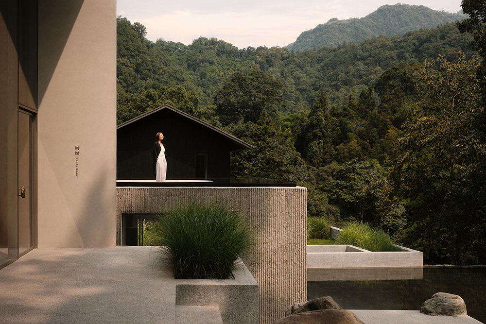 Zoland-Emei Resort: joya brutalista de Studio J. Bridgland