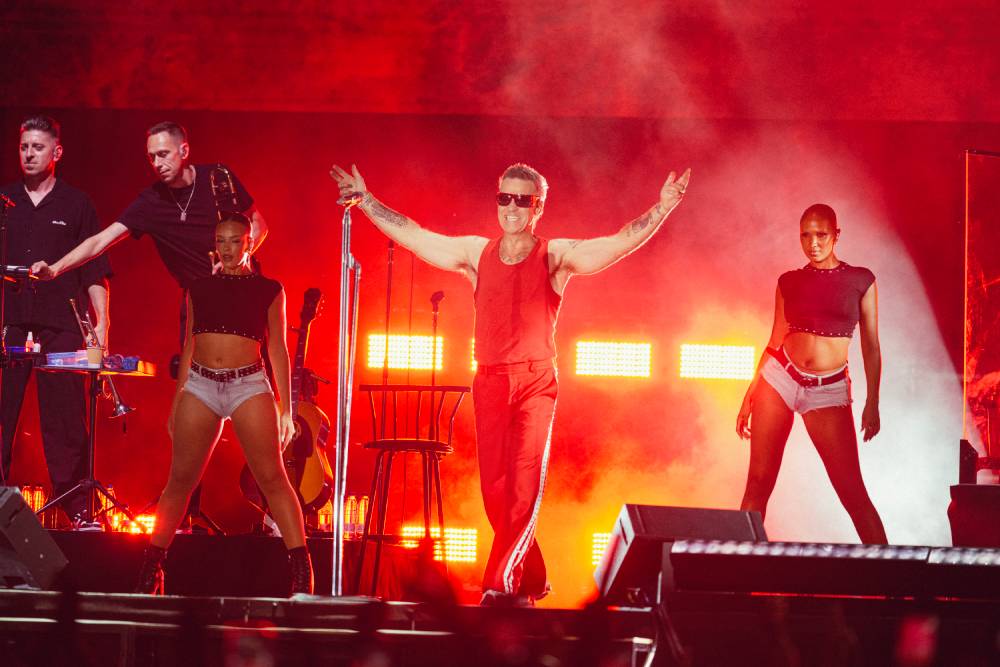 Robbie Williams es un huracán de gira por Sevilla y Bilbao