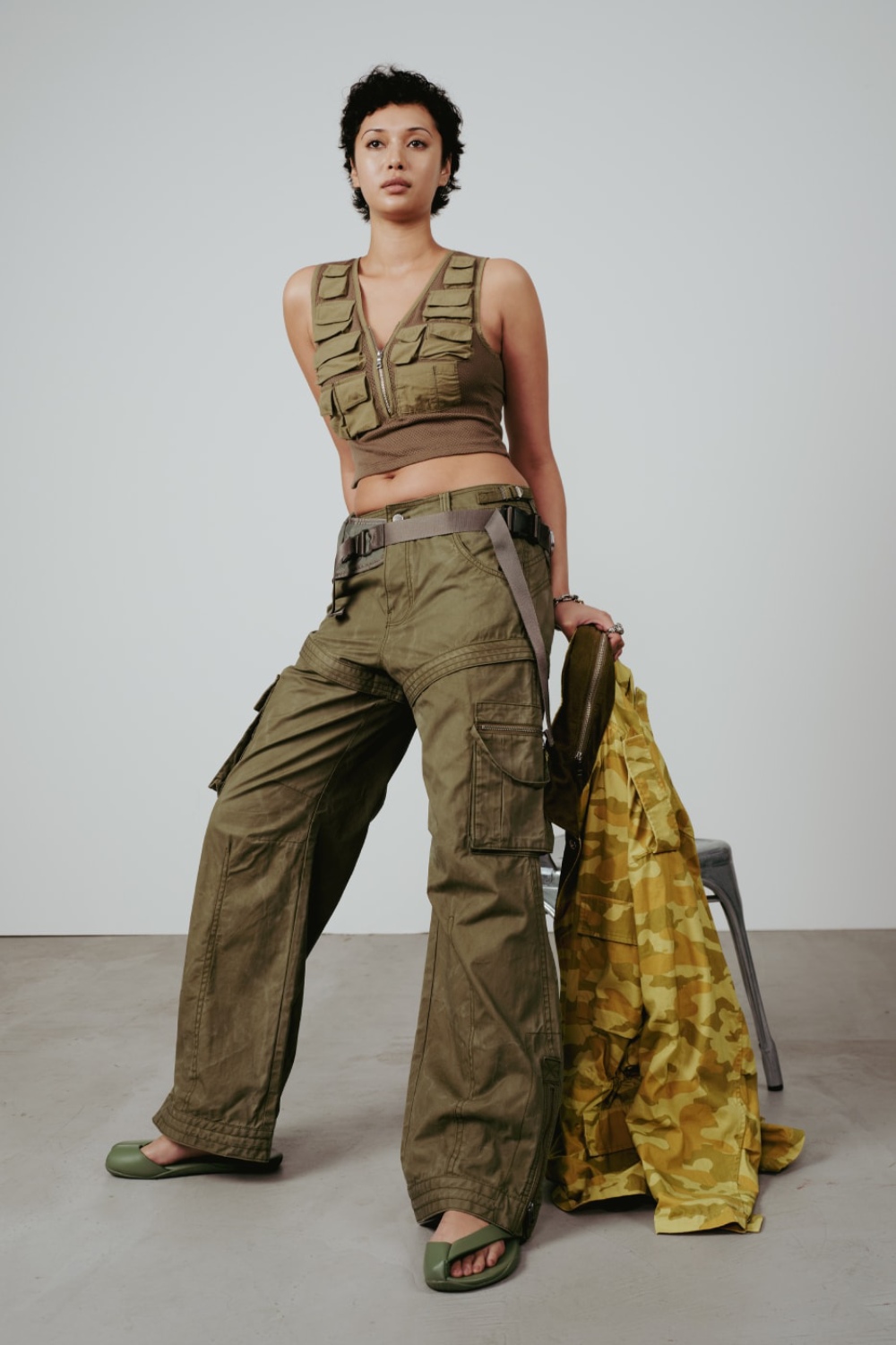 Ambush explora la adaptabilidad de la ropa para SS27