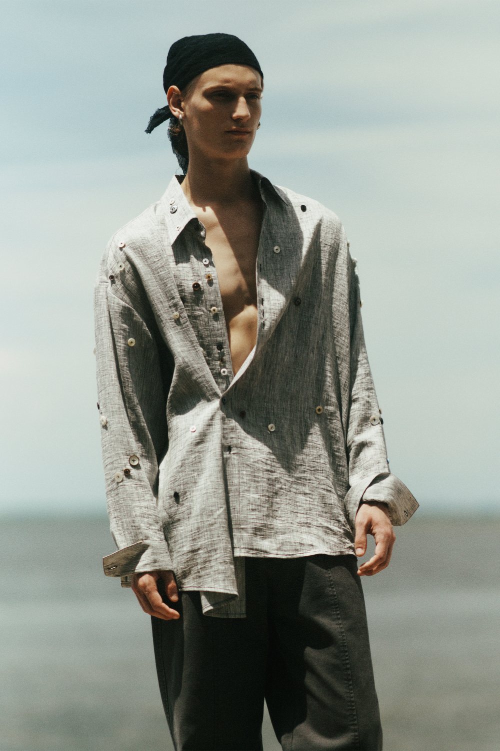 Aubero SS27 y su streetwear de estética costera y relajada