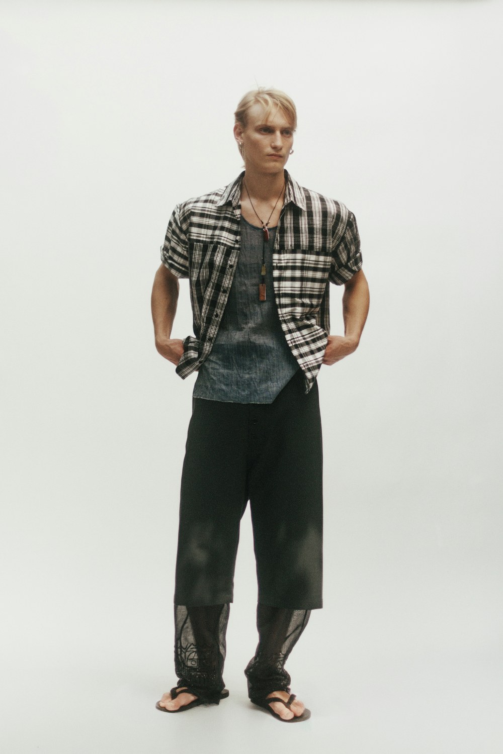 Aubero SS27 y su streetwear de estética costera y relajada