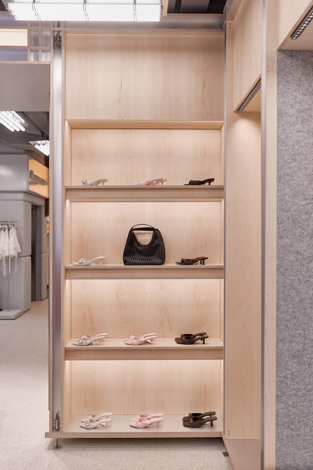 Bershka abre las puertas de su nueva tienda en A Coruña