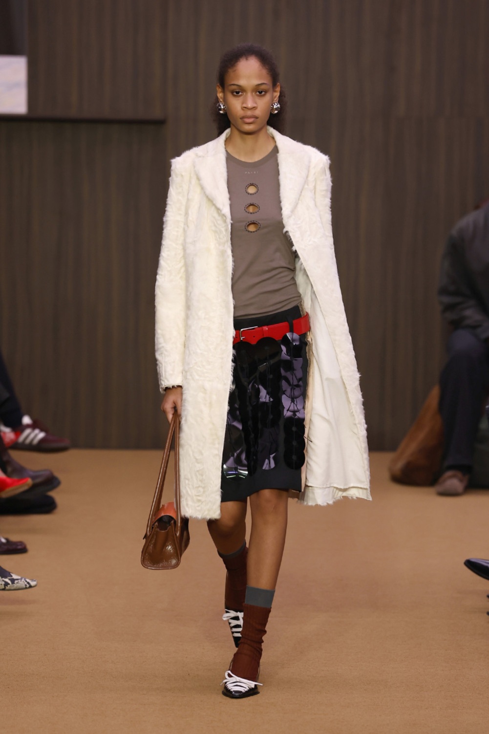 Marni hace más ligero su icono: así nace el nuevo Trunkette