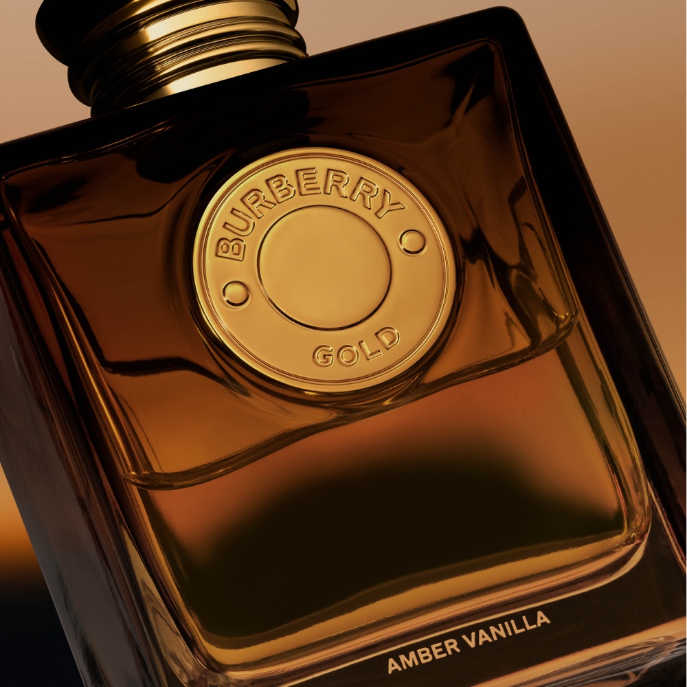 Este Burberry Goddess es el mejor perfume de noche de cita