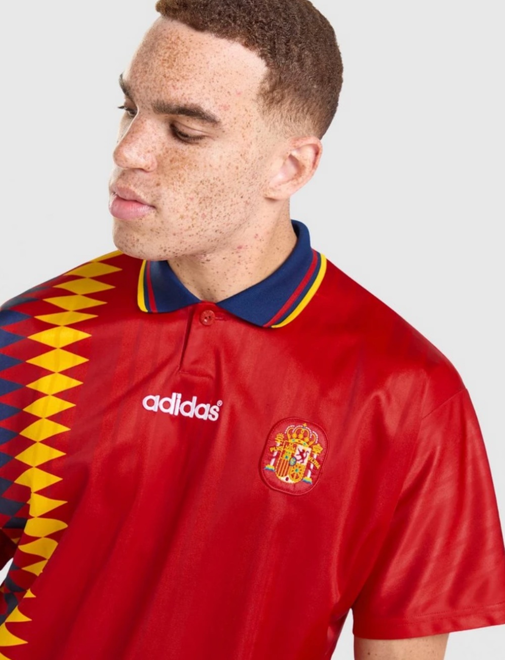 Hazte con el look footballcore con las camisetas de JD