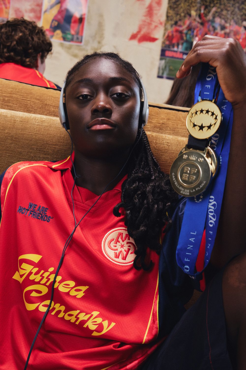 We Are Not Friends y Winner Circle: identidad futbolera