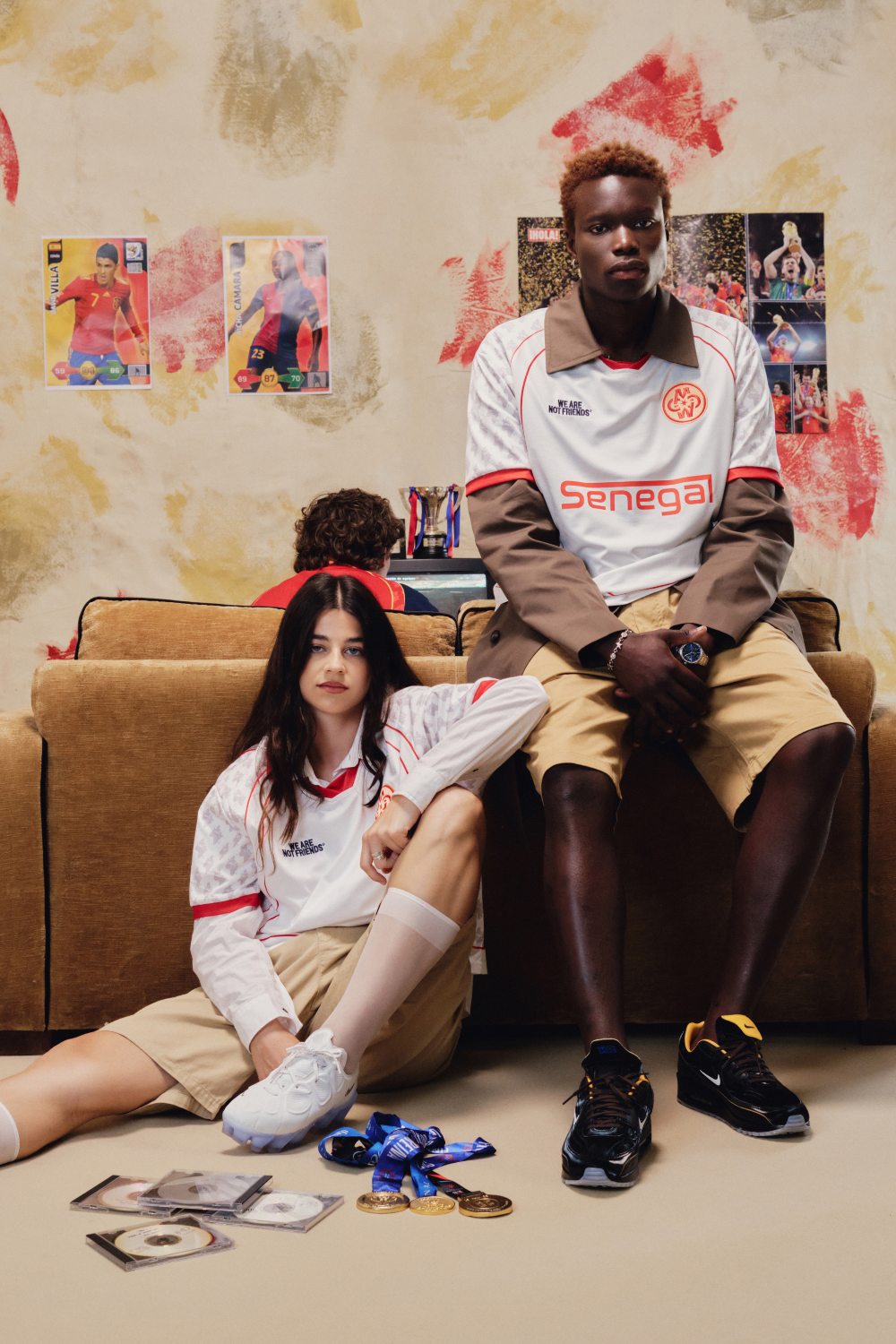 We Are Not Friends y Winner Circle: identidad futbolera