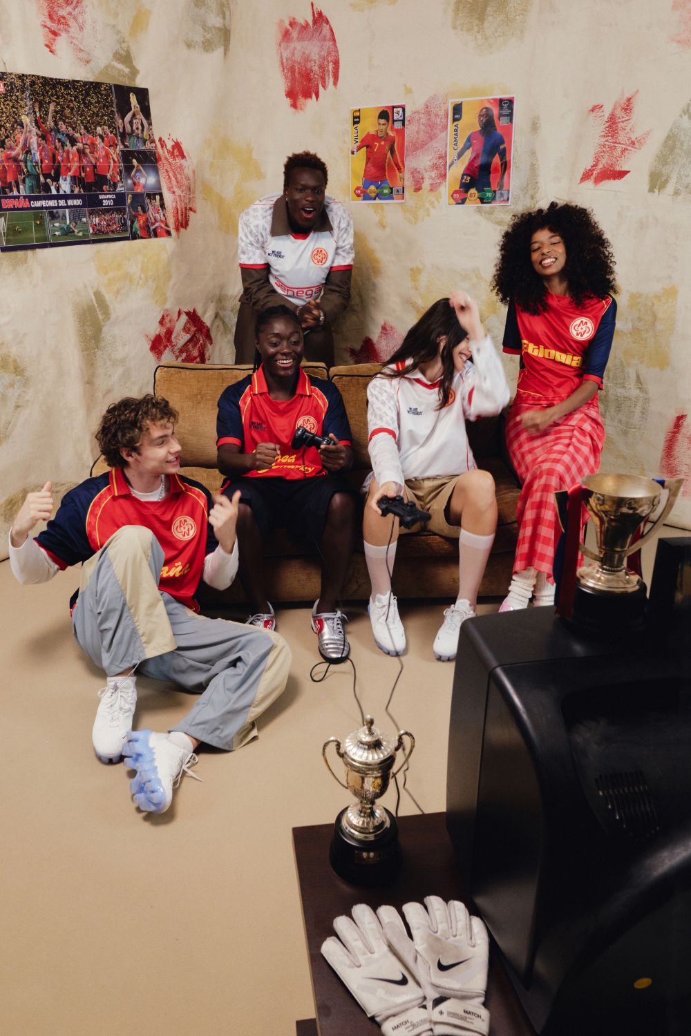 We Are Not Friends y Winner Circle: identidad futbolera