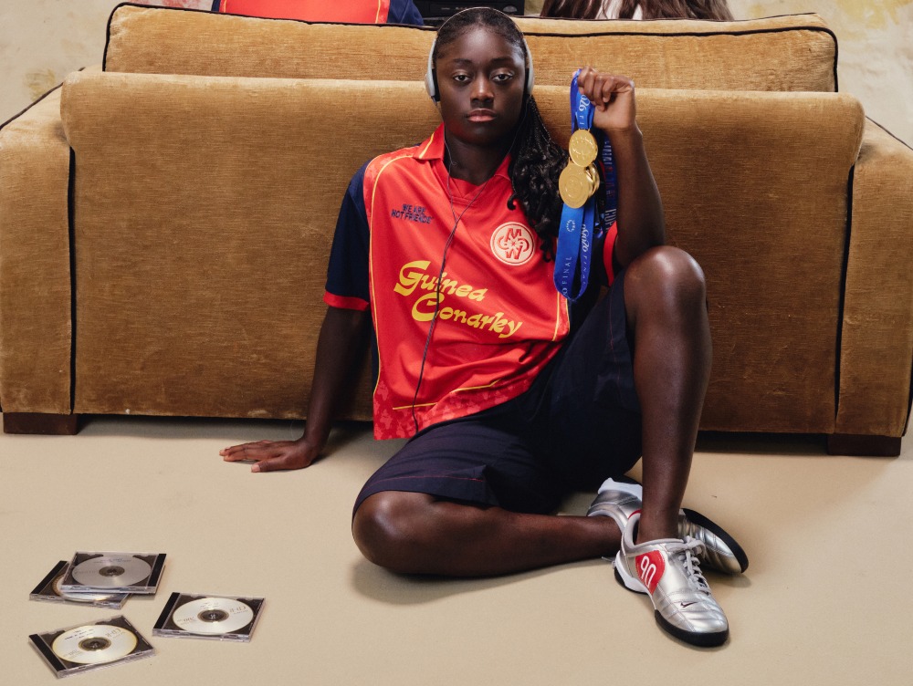 We Are Not Friends y Winner Circle: identidad futbolera