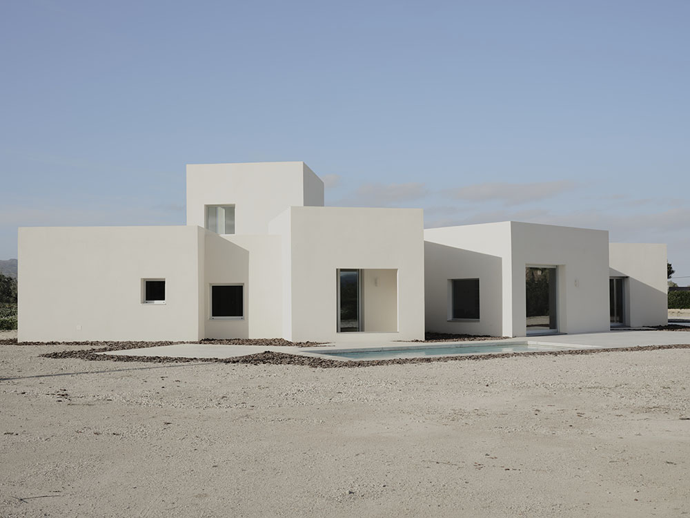 Casa AM14: la vivienda de Especie inspirada en los pueblos