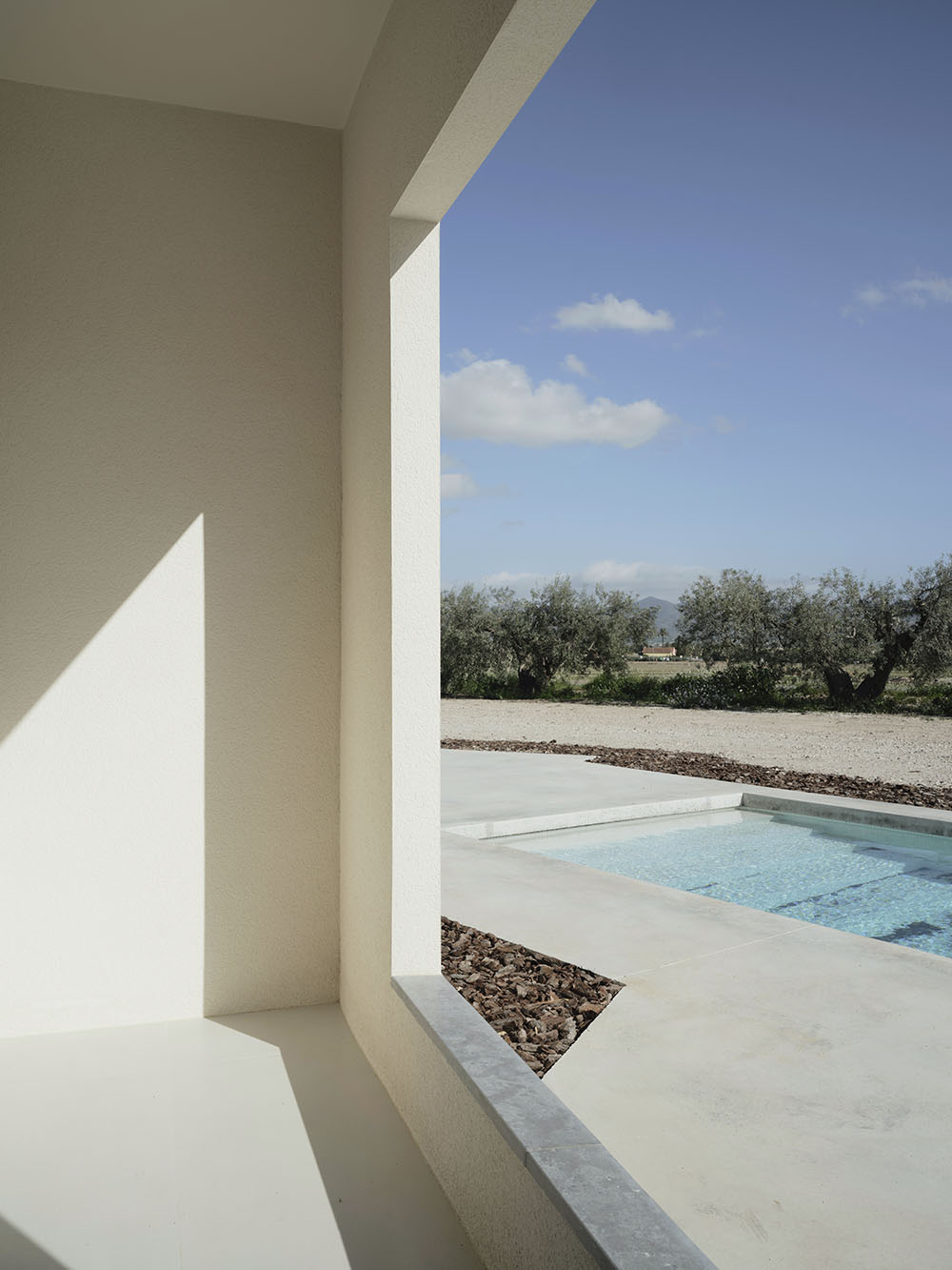 Casa AM14: la vivienda de Especie inspirada en los pueblos
