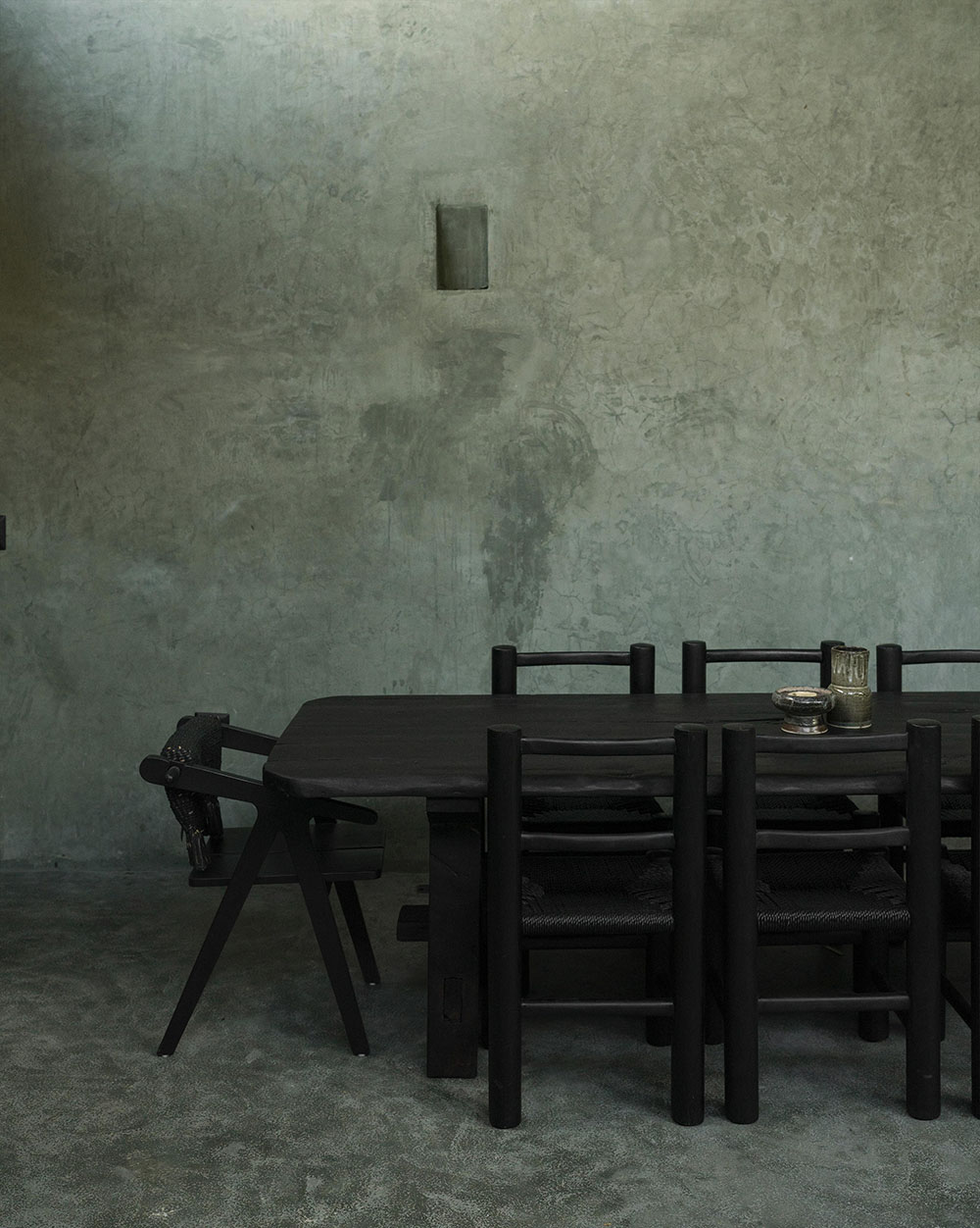 Casa Gruta: austeridad brutalista con alma de cenote