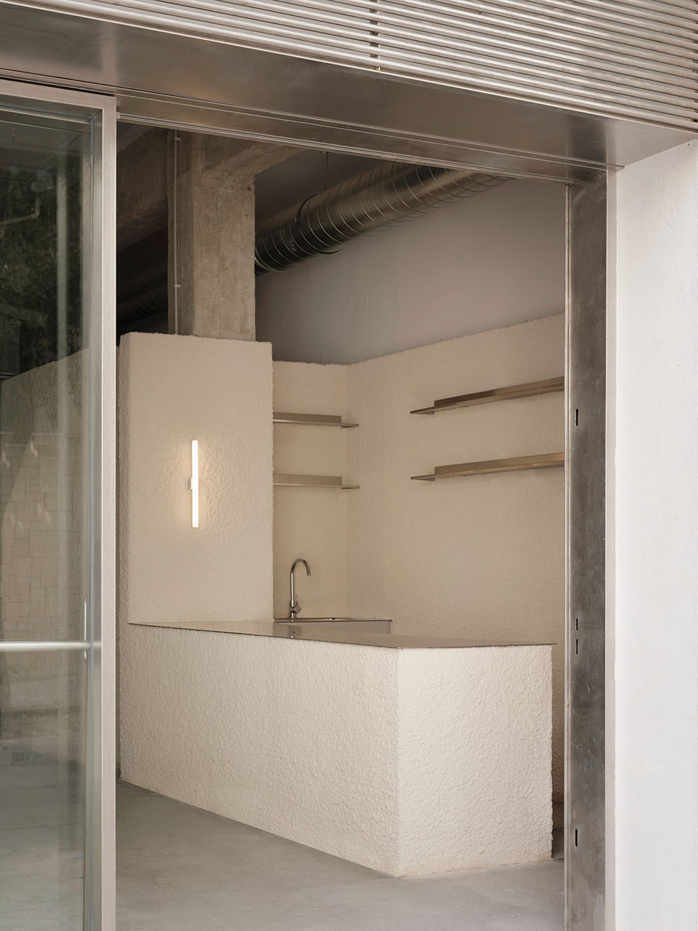 Cero Coffee: una reforma de Diir con aroma industrial